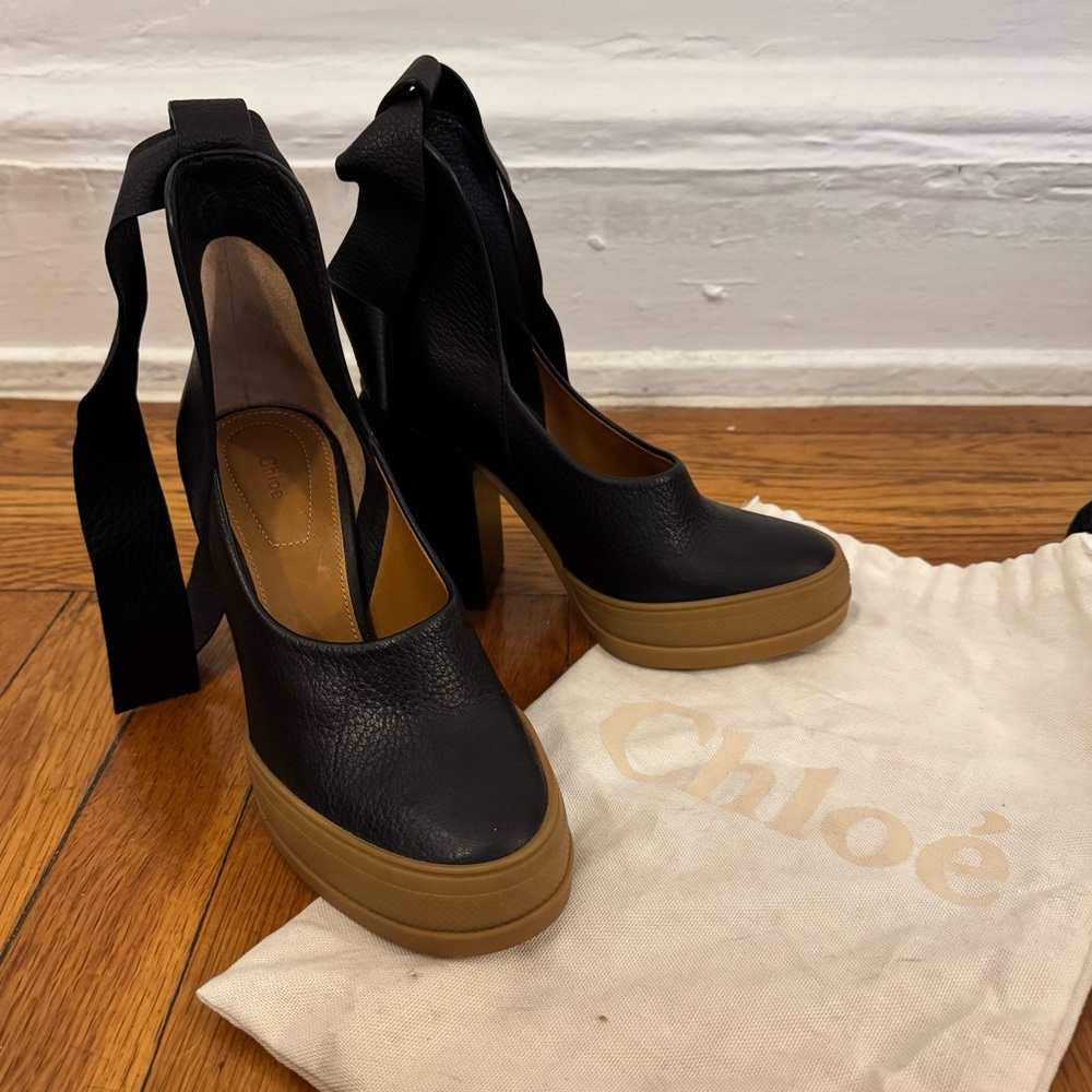 Chloé Ankle Tie Platform Heels in Black Leather - vintage pre-fall 2014